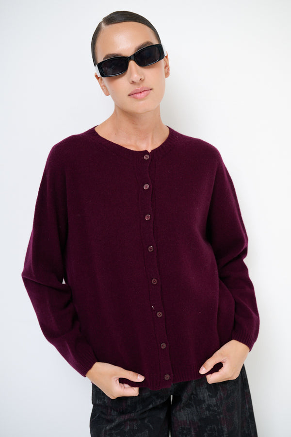 CARDIGAN OVER CASHMERE KIKISIX